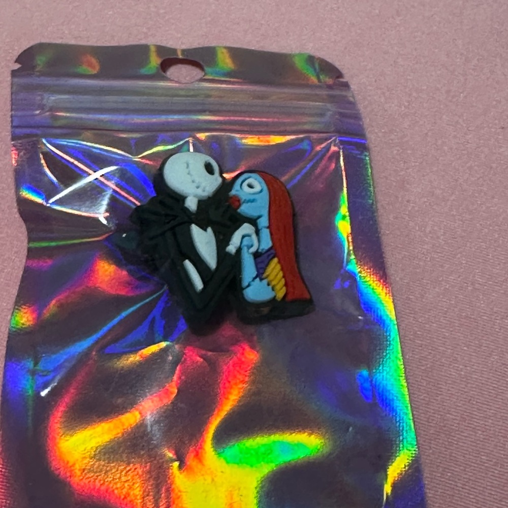 Croc charm